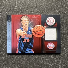 2013-14 Totally Certified KYLE SINGLER #45 Detroit Pistons JERSEY /99 - RED FOIL