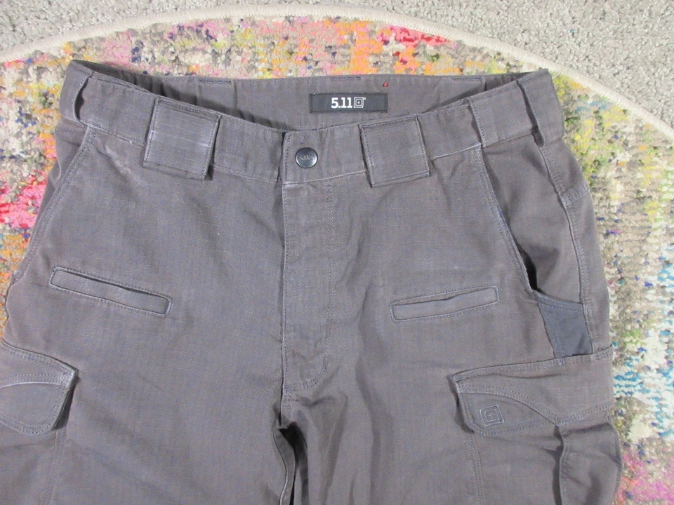 Pantalones cargo 5.11 Tactical Stryke para hombre 30x30 gris cintura elástica ripstop frente a presión Foto 4 de 4