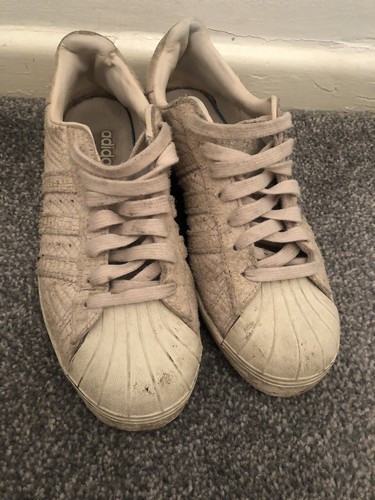 superstar trainers size 6