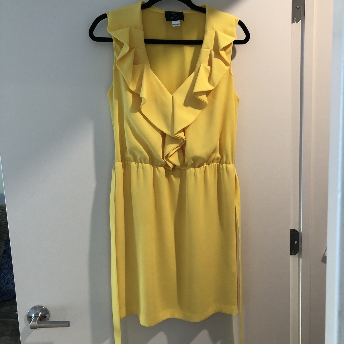 diane von furstenberg yellow silk dress Diane Von Furstenberg Yellow Crepe Twist Front Wrap Dress 6 Midi V-neck