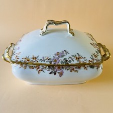 Légumier ancien Jean Pouyat porcelaine de Limoges Blanc Doré Motifs floraux