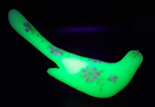 Vintage Fenton Custard Hand Painted Happiness Bird with Daisies and Frit GLOWS!