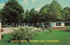 NE Roscommon Higgins Lake MI ULTRA MODERN FAWN MOTEL and hey, Free Coffee too!!!