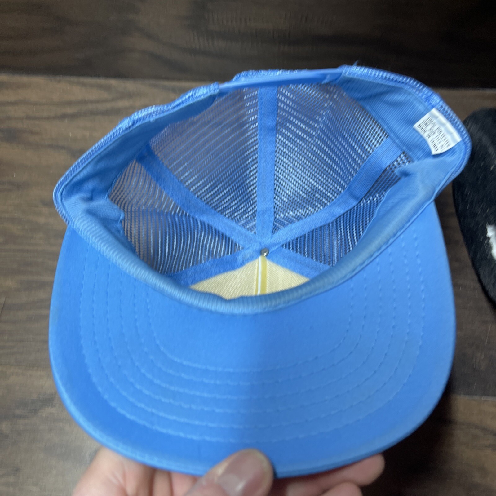 VTG Canada Patch Trucker Hat Maple Leaf Mesh Snap… - image 6