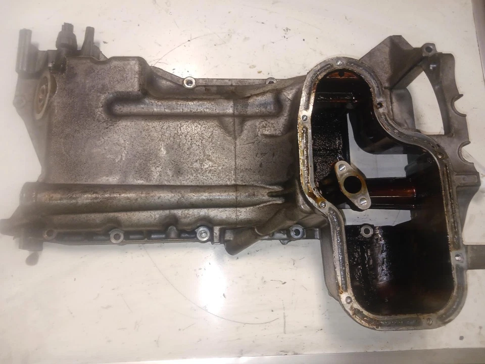 '04-'15 NISSAN TITAN upper Oil Pan OEM 6 Month Warranty! - Изображение 2 из 4