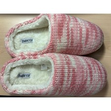 Born Women  s 7-8 Sweater Slippers