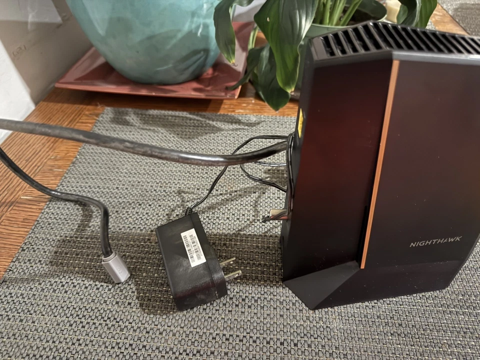 NETGEAR CM2000 Nighthawk DOCSIS3.1 Cable Modem 2.5Gbp. Save money with own Modem - Image 4 of 4