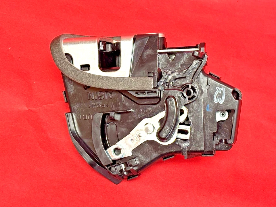 Actuador de cerradura de puerta DLA-809 para Toyota Matrix 09-13 trasero derecho Foto 2 de 4