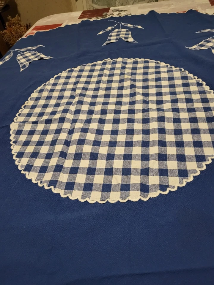 NAPPE RONDE D145 + 8 SERVIETTE 36X36 BLEUE DECOR DE TULIPES - Photo 4/4