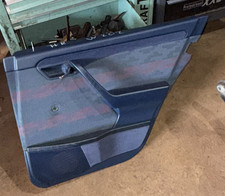T&Uuml;RVERKLEIDUNG  HINTEN    RECHTS MERCEDES  W202  C  KLASSE