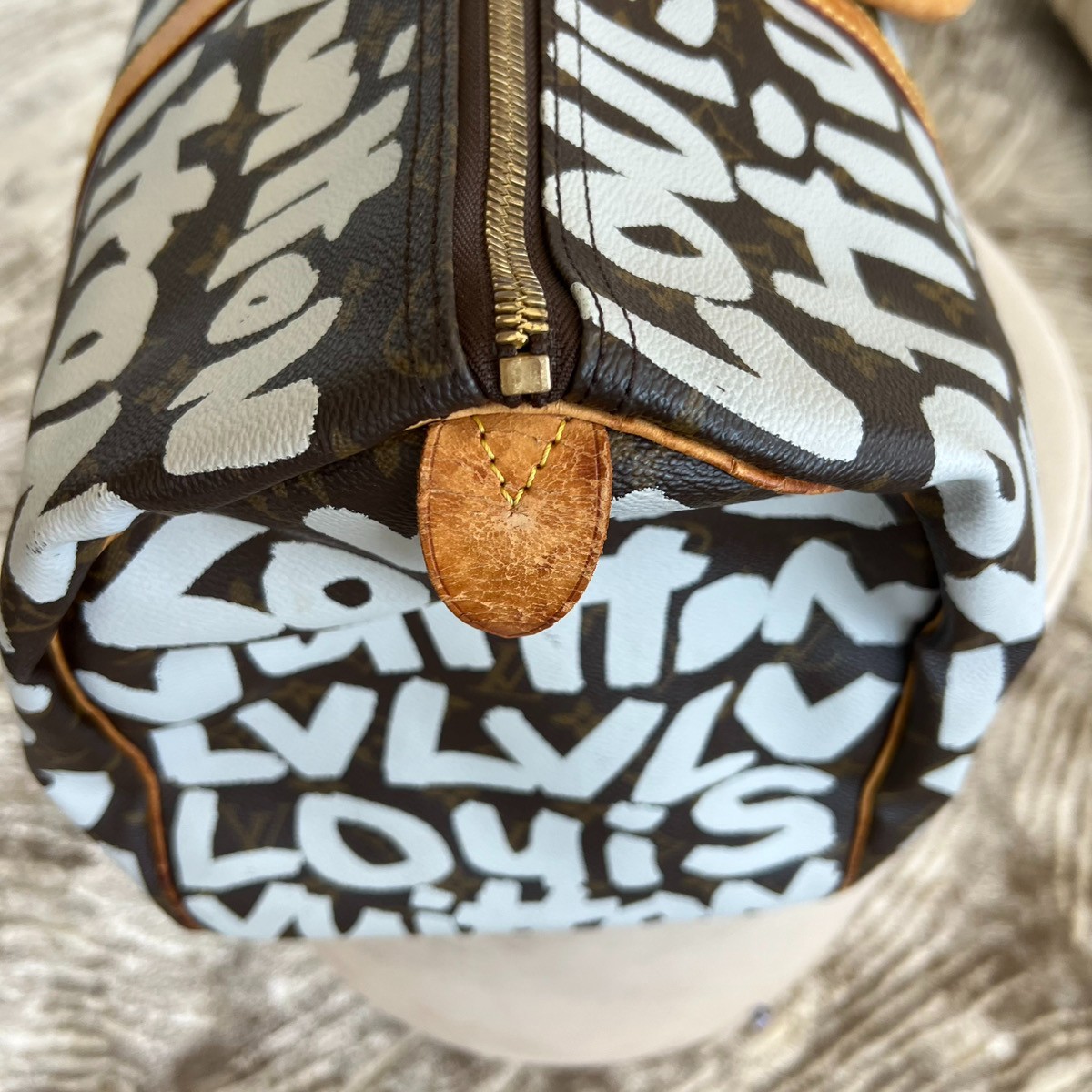 LOUIS VUITTON M92197 Monogram Graffiti Keepall50 Duffle Bag Travel