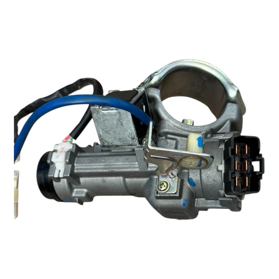 2011-2013 Kia Sorento IGNITION SWITCH WITH KEY, COLUMN TRIM SHROUD, DOOR LOCK - Image 4 of 4