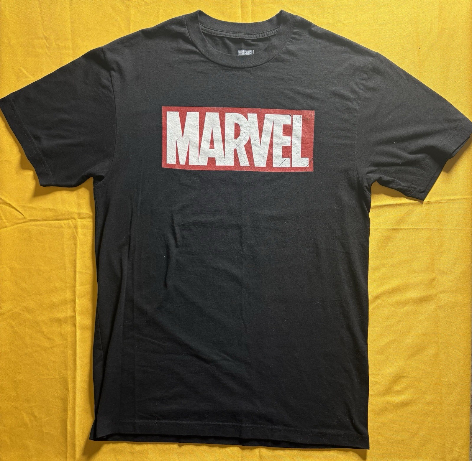 Marvel Logo Graphic Men’s Large Tall / FREE SHIPPING !