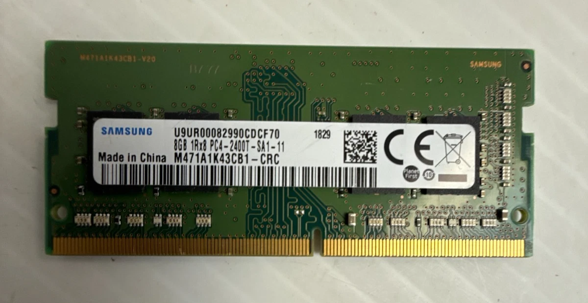 メモリー SAMSUNG DDR4 16GB 2400MHz SO-DIMM Samsung 16GB DDR4 PC4-19200, 2400MHz, 260 PIN SODIMM, CL 17, 1.2V