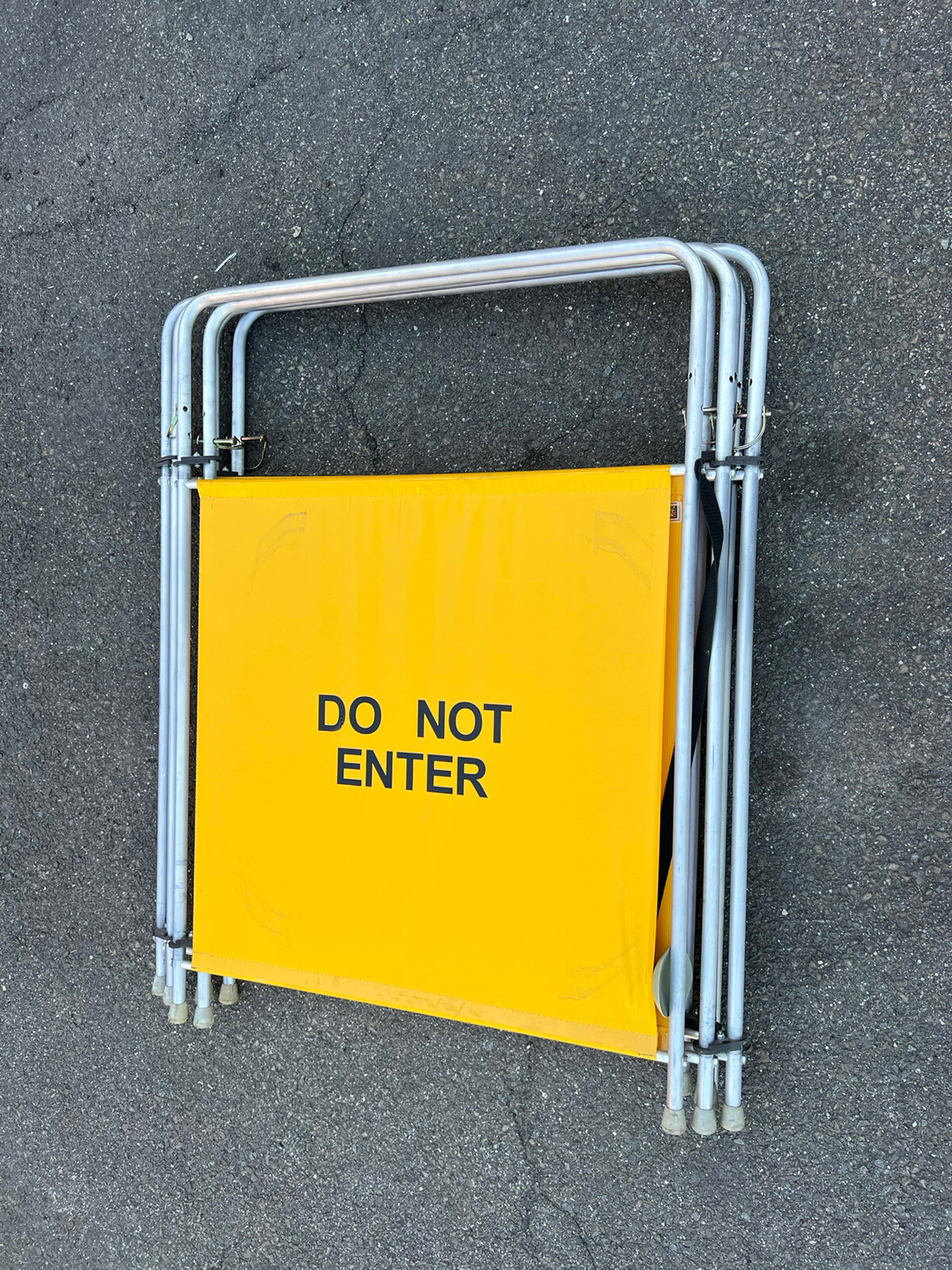 LUSTER ELEVATOR SAFETY BARRICADES EXPANDABLE SAFETY BARRICADE 6x 32”W X