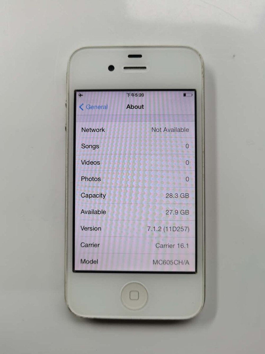90% N E W Apple iPhone 4 4S 8GB 16GB 32GB white black