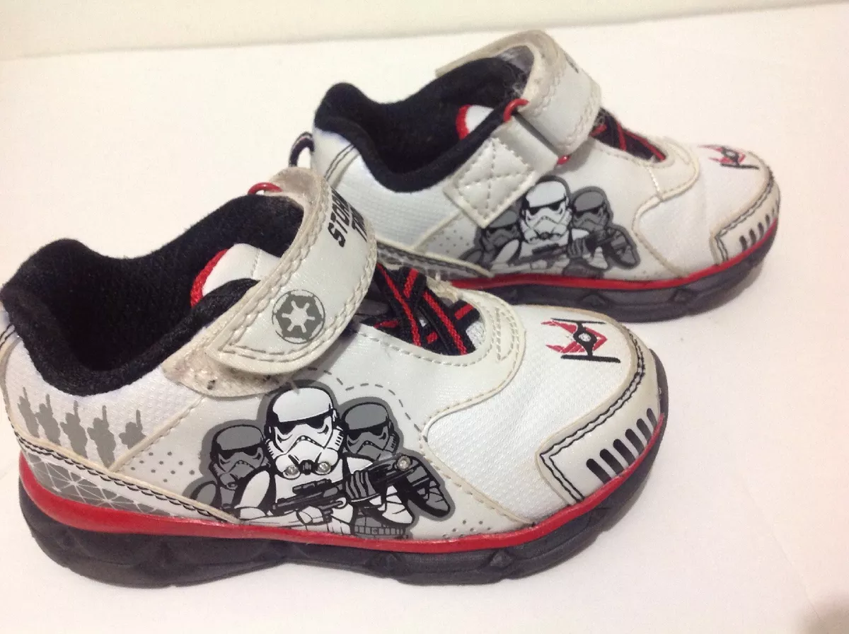 star wars sneakers Kids Light Up Tennis Shoes Size 8