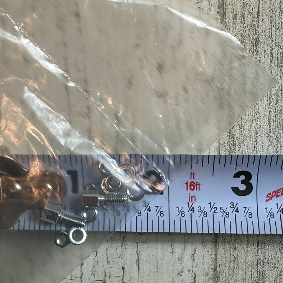 Tyco Electronics DC 1225 Female Connector Screwlocks PN 5205817-1