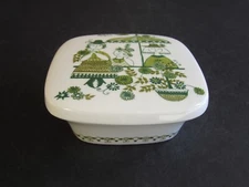 Figgjo Flint FF Young Girls Decorated Porcelain Sq. Shape Covered Box Norwegian