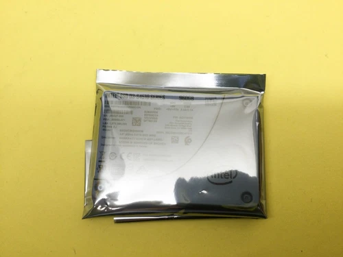 D3-S4510 Intel Series 960GB SATA 6Gb/s 2.5" SATA III SSD SSDSC2KB960G8 - Picture 3 of 3