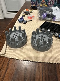 Lego 70350 The Three Brothers Nexo Knights 2017 98% Complete Missing One Fig