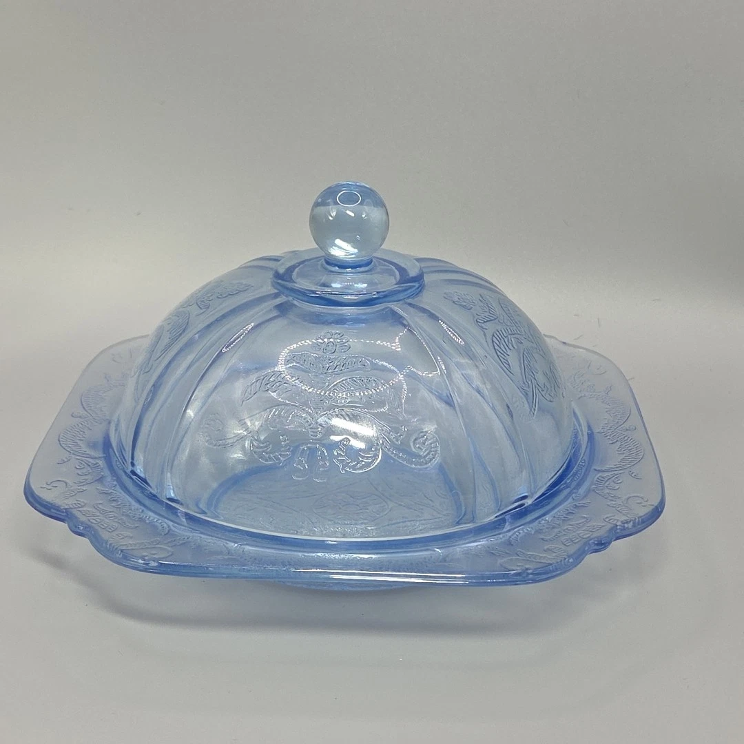 Indiana Glass Recollection Blue Madrid Covered Butter Dish Round Lid Vintage
Opens in a new window o