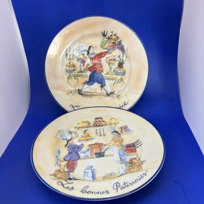 Williams-Sonoma ''L'Art de la Grande Cuisine'' porcelain salad plates Set Of 2.
