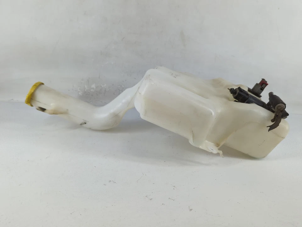 2011 Dodge Grand Caravan Windshield Washer Fluid Reservoir Bottle Oem GJJIE - Image 3 of 4