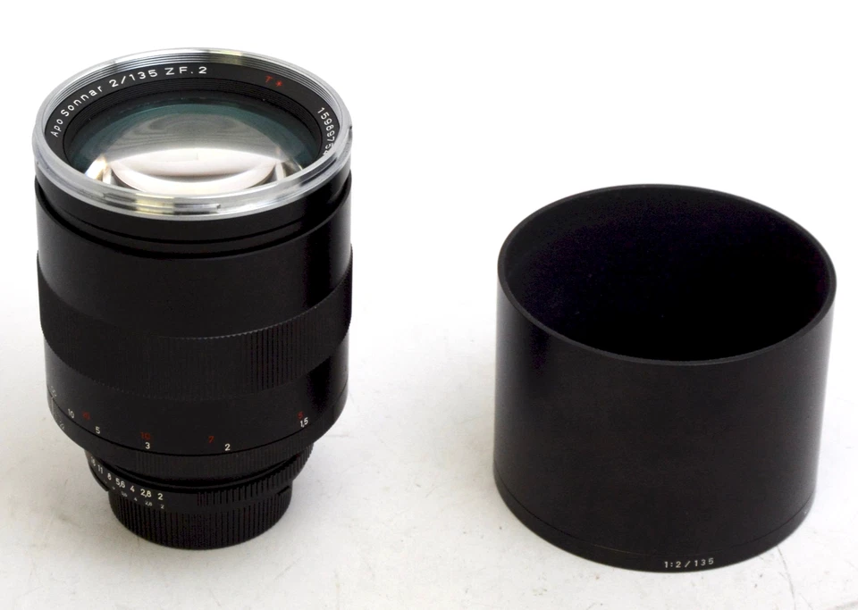 Objetivo Carl Zeiss APO Sonnar T*2/135 mm ZF.2 para montura Nikon F - Usado Limpio EX Foto 3 de 4