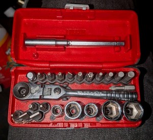 Facom R.180J31PB 31-piece 1/4" drive tool set
