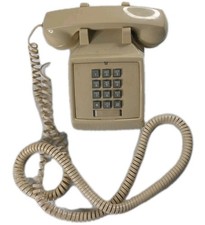 Cortelco 250000-VBA-20MC Beige Desk Phone Corded J14