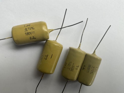 4pcs 1uf 160volt Mullard Mustard caps NOS - Afbeelding 3 van 3