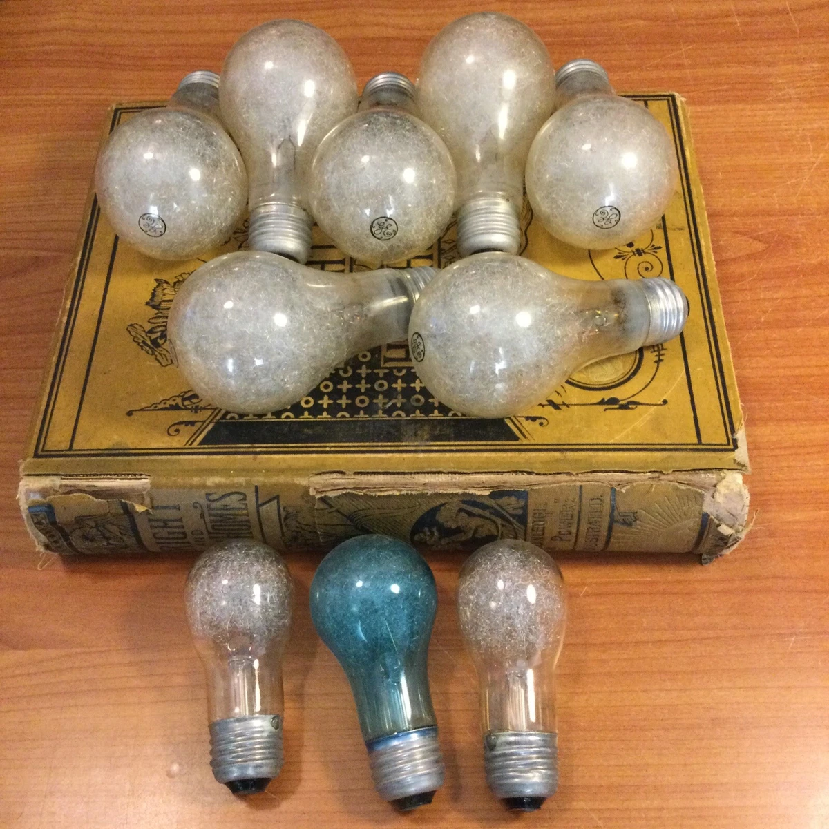 Camera Flash Light Bulb