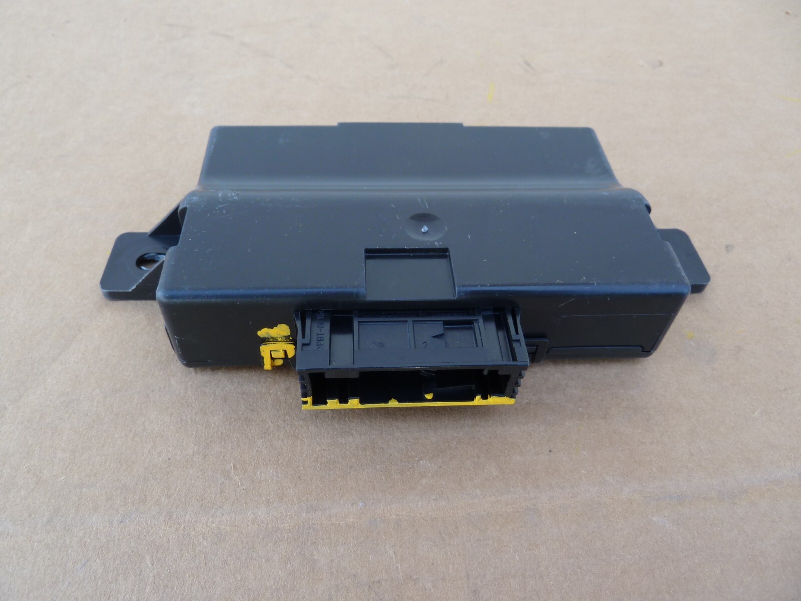 Lamborghini Huracan Diagnostic Bus Gateway Control Unit Module Computer ECU ECM