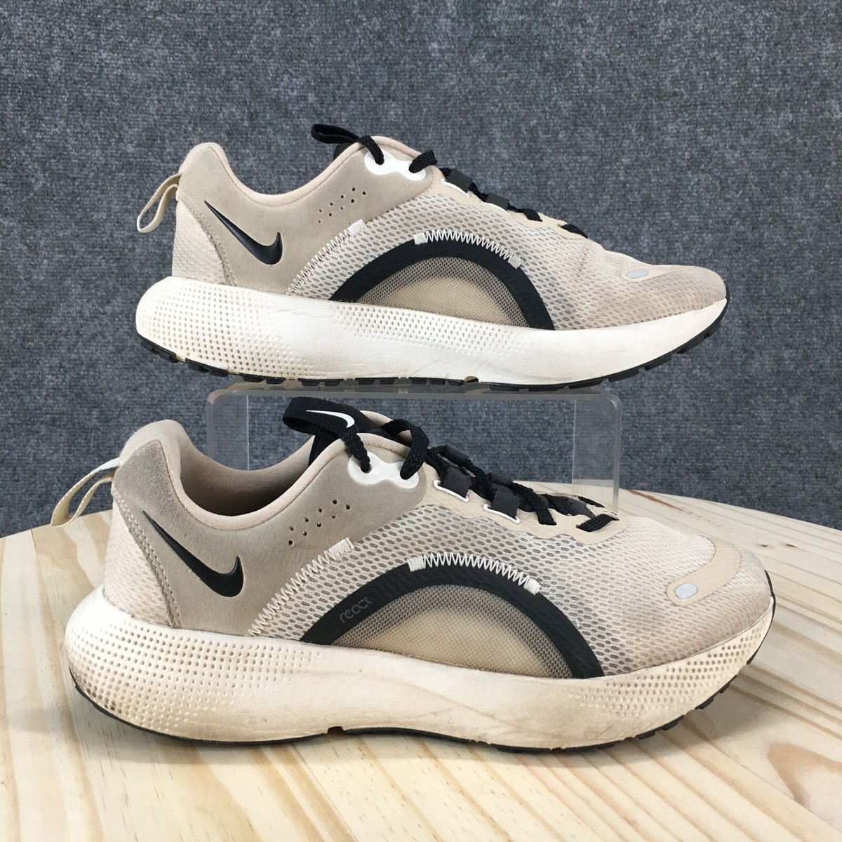 Size 8 - Nike React Escape Run 2 Sanddrift Black W for sale