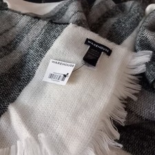 Warehouse Large Warm Black And White  Wrap/shawl