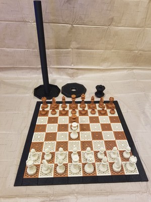 3D Printed Foldable Custom Chess Set with Magnets. Brown and Beige 