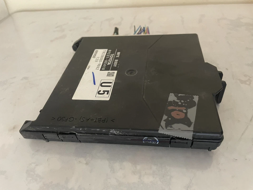 2019 TOYOTA HIGHLANDER HYBRID Chassis MPX Network Body Computer 89221-0E410 - Изображение 4 из 4