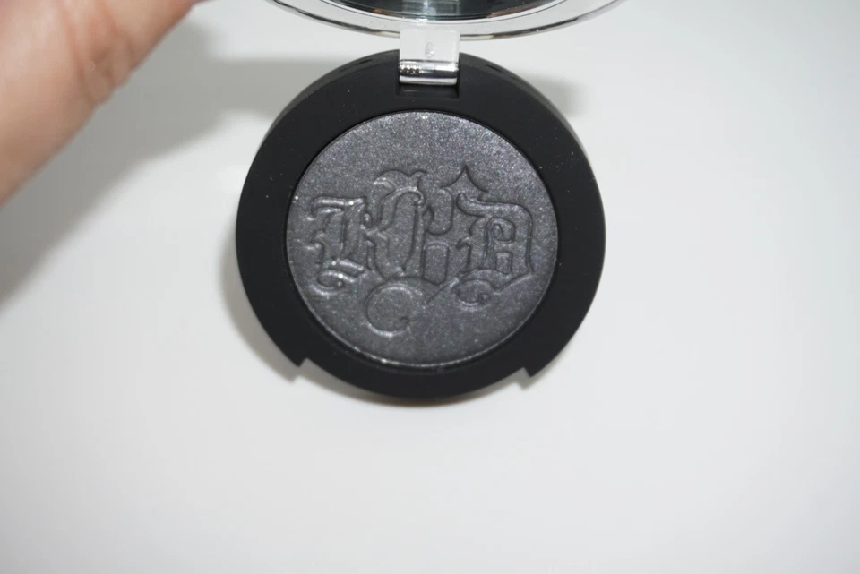 Dúos de sombras de ojos Kat Von D KVD Rock N Roll ~ Sixxshooter ~ Nuevo en caja Foto 4 de 4