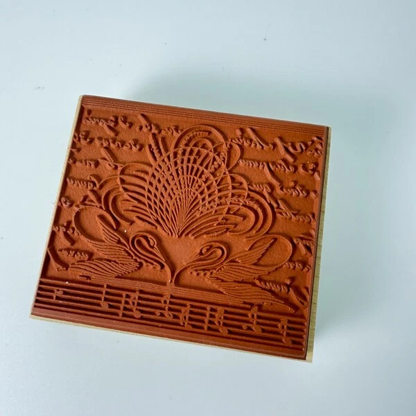 Canción de Cisne K2402~Pájaro~Música~Amor~Sello de Goma~3.25" X 2.5"~Impresiones Artísticas de Artes de Héroes Foto 2 de 4