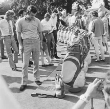 Golfer Tony Jacklin Inspecting Ryder Cup Teams New Gear South Herts G 1971 PHOTO