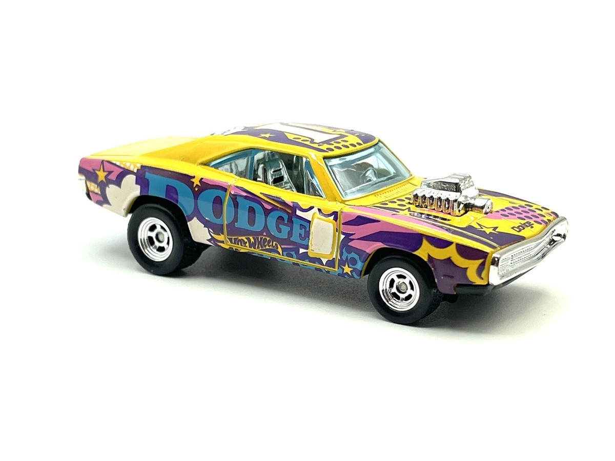 Hot Wheels '70 Dodge Charger R/T art car #108 SUPER CUSTOM