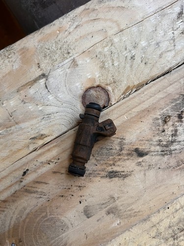 Mercedes SL 500 R230 CLS500 W219 Einspritzdüse Einspritzventil A1130780249 M113