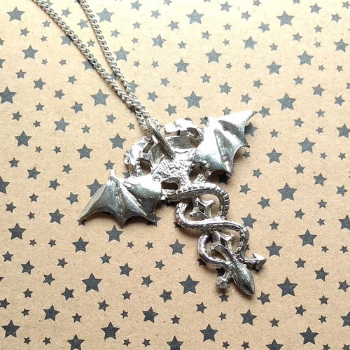 Collar Colgante Amuleto Estrella Dragón Sagrado de Salomón Gótico Prohibido - Imagen 2 de 3