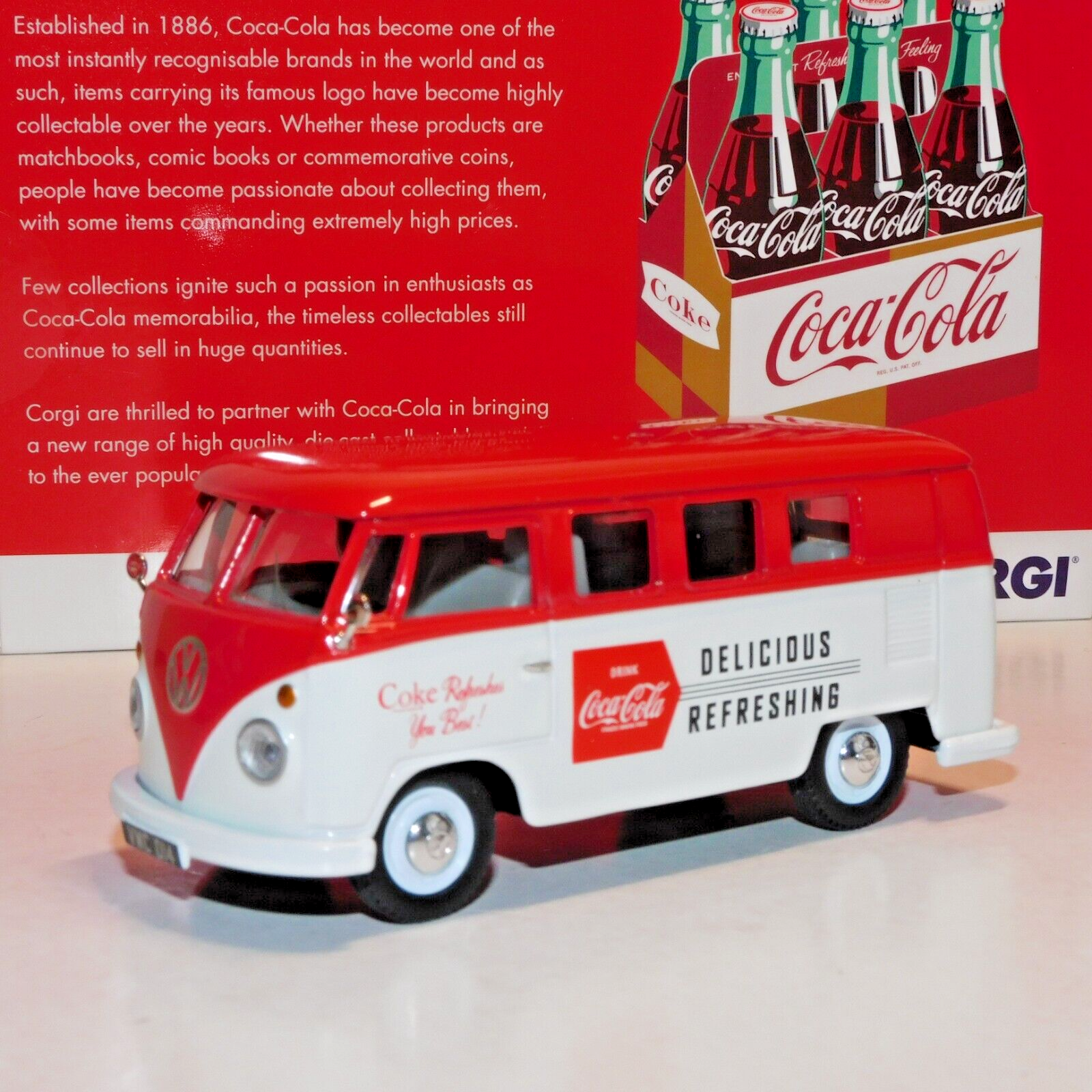 CORGI VOLKSWAGEN CAMPER VAN COCA-COLA 1/43 CC02733