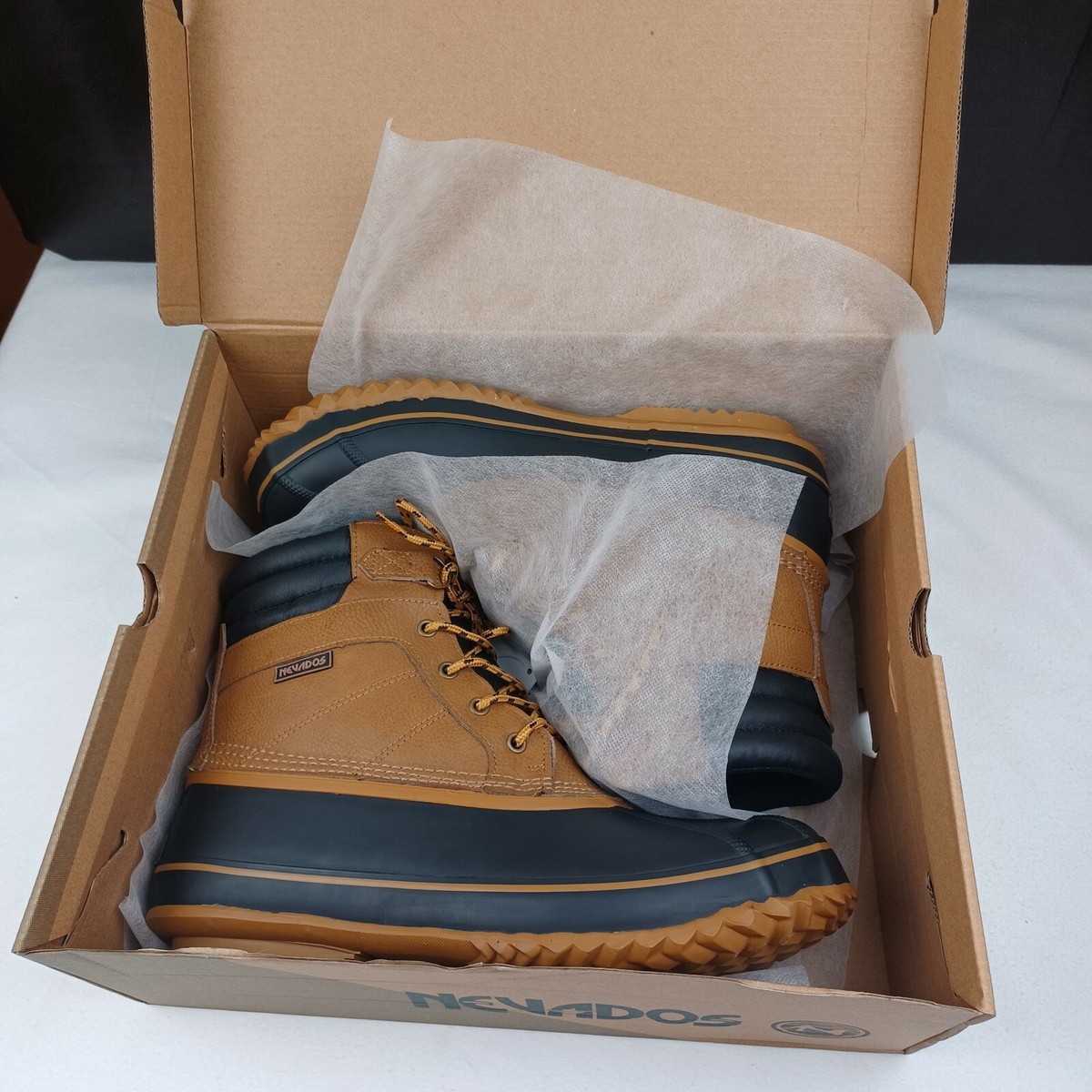 Nevados Menś Boot Arkley Waterproof Size 11 Nevados Mens Arkley Waterproof and Insulated Boot Cold  main image 3