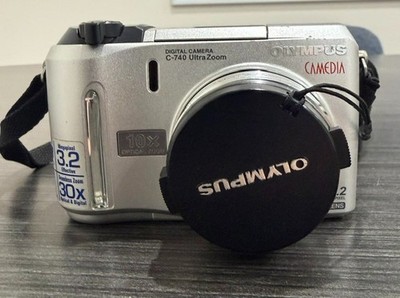 Olympus Digital Camera C-740 Ultra Zoom-Silver- Tested