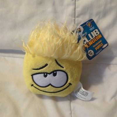 Disney Club Penguin Yellow Puffle Plush Series 2 New With Tags JAKKS Pacific