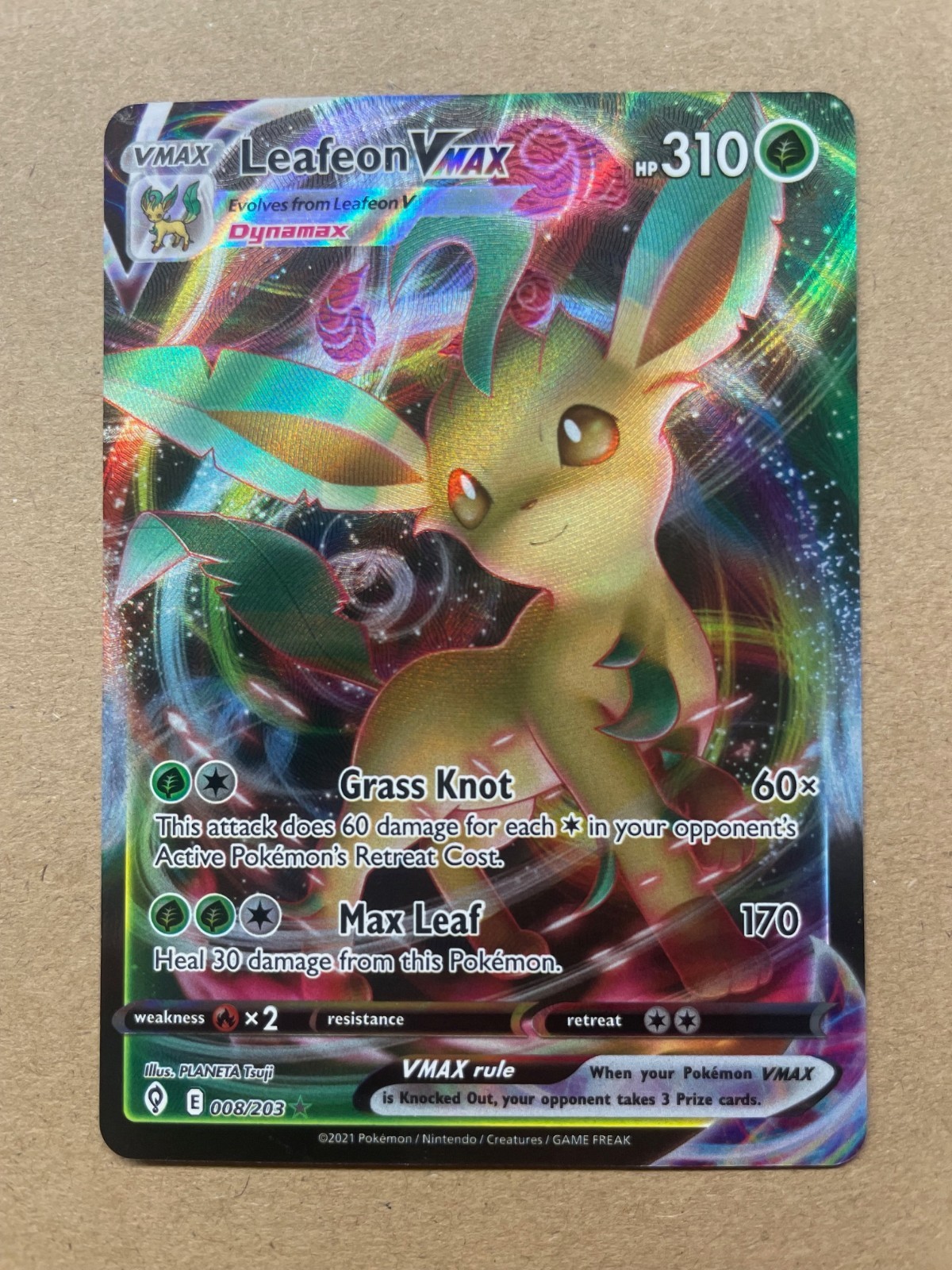 Pokemon Card Leafeon VMAX Evolving Skies 8/203 8 Holo Ultra Rare 2021 NM