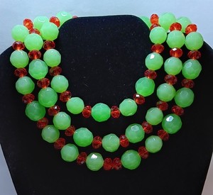 Vintage Chrysoprase /Green Onyx 24” Heavy Faceted Necklace Jade Color! Gorgeous